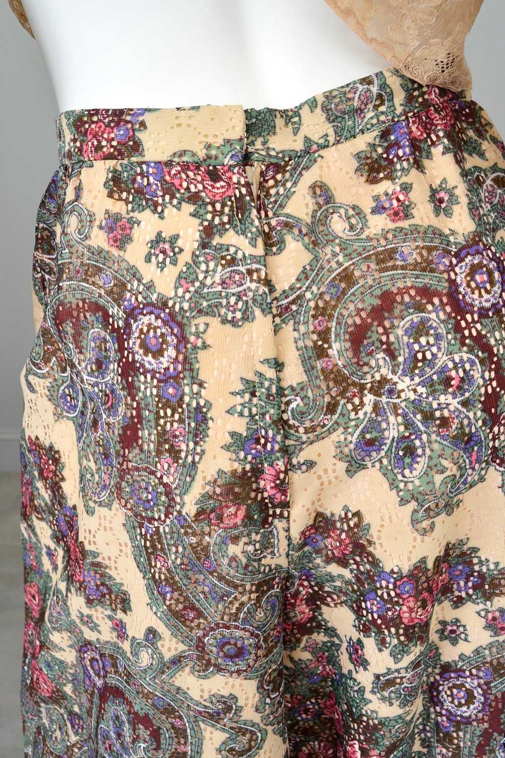 1970s Lacey Floral Print Palazzo Pants - image 3