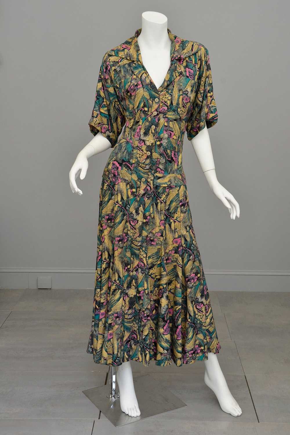 1970s Retro Floral Sketch Art Full Sweep Maxi Dre… - image 10