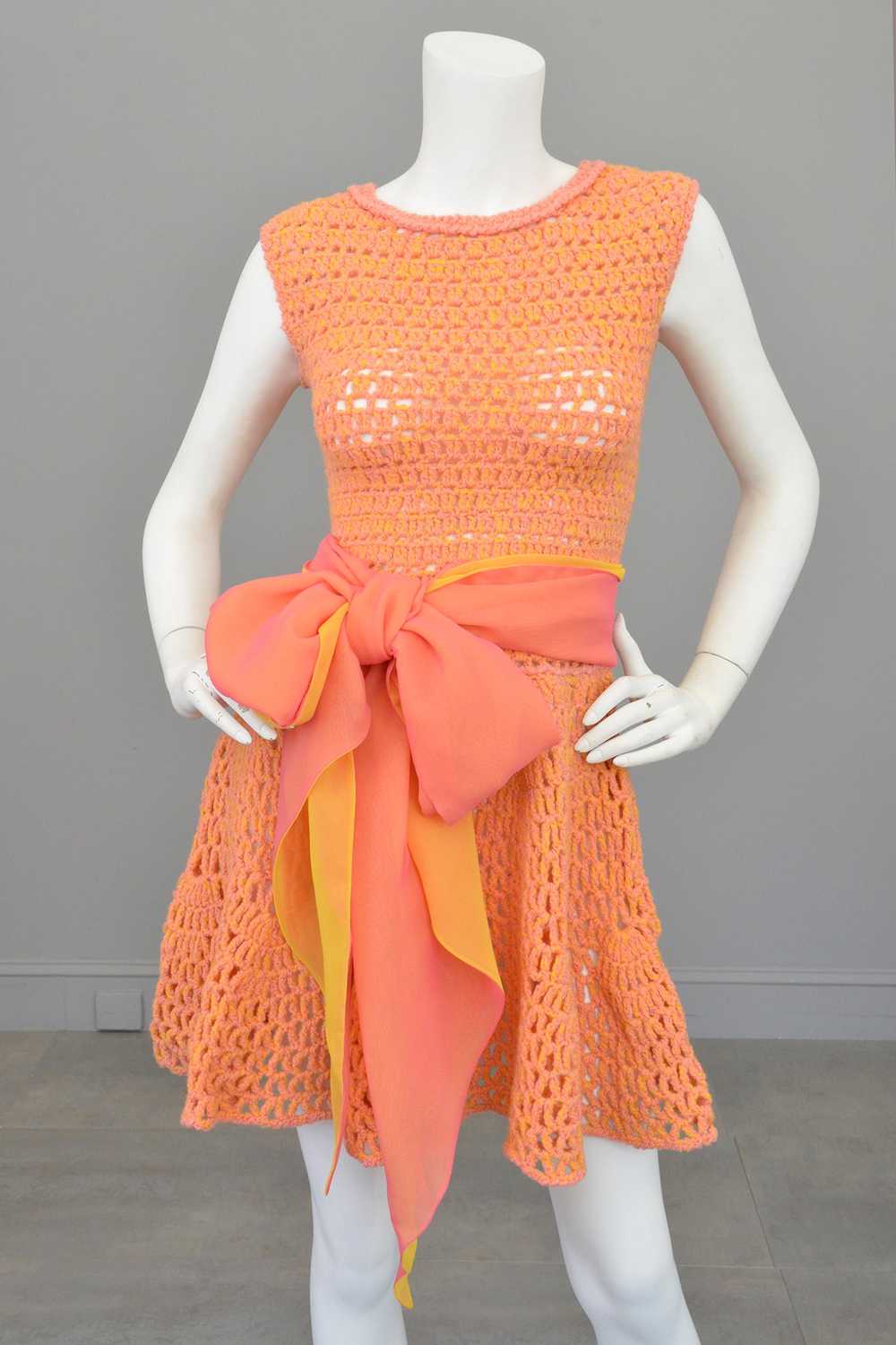 1960s 70s Pink + Yellow = Orange Yarn Crochet Min… - image 9