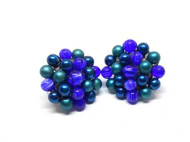 Gorgeous 1950s Blue and Teal Clip-on Earrings - image 1