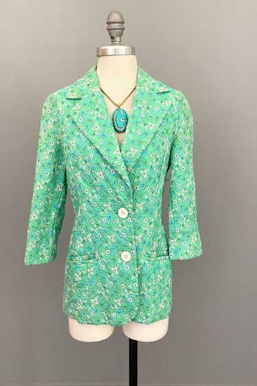1960s Minty Green with Blue + White Embroidered Ey