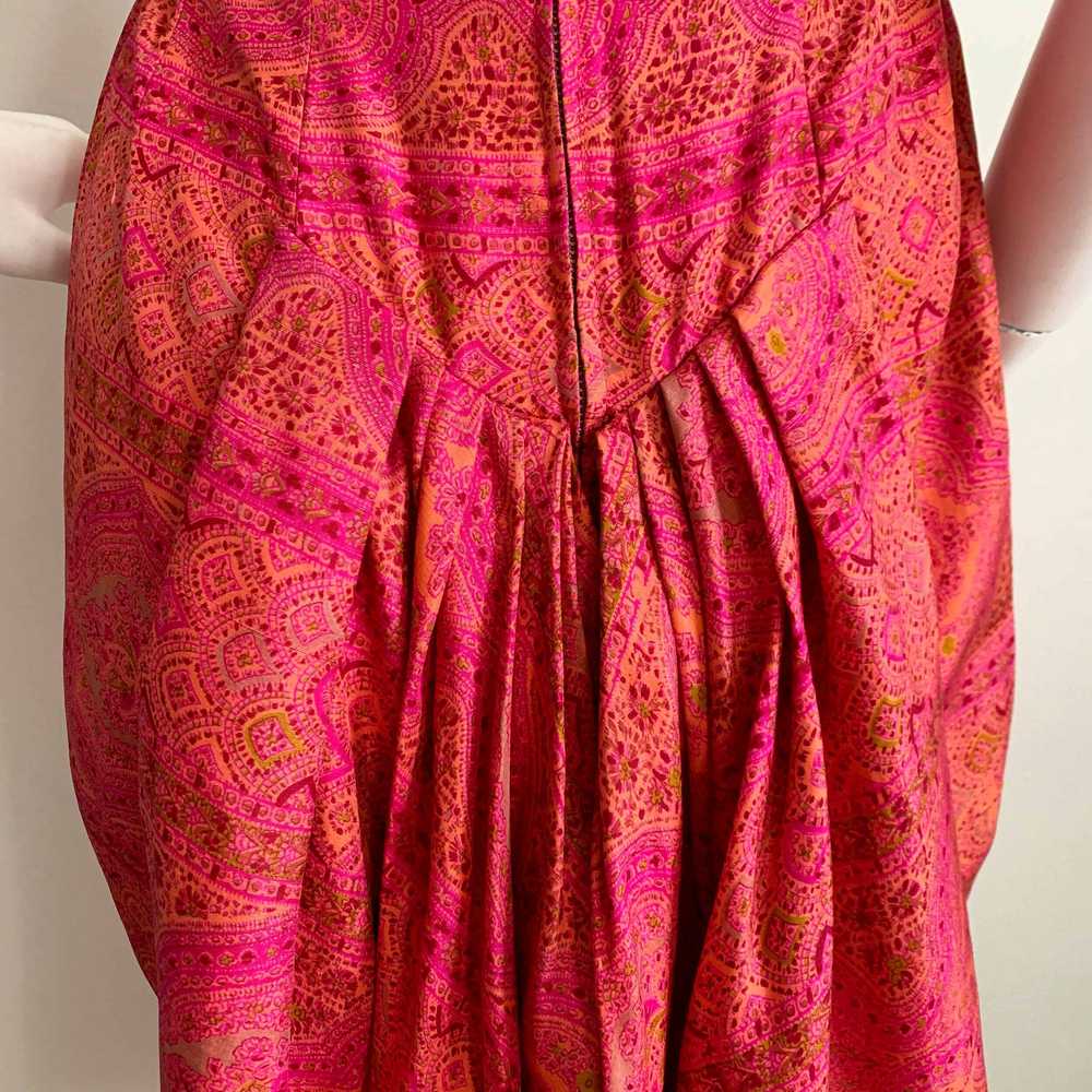 Early 1960s Paisley Silk Suzy Perette Dress - image 7