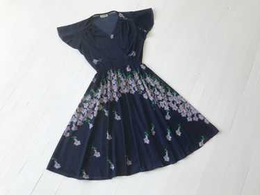 1970s Flutter Sleeve Floral Print Dress - image 1