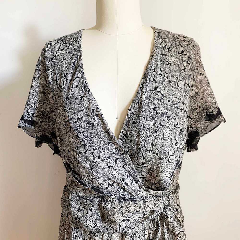 1930s Cotton Voile Cape Dress - image 3