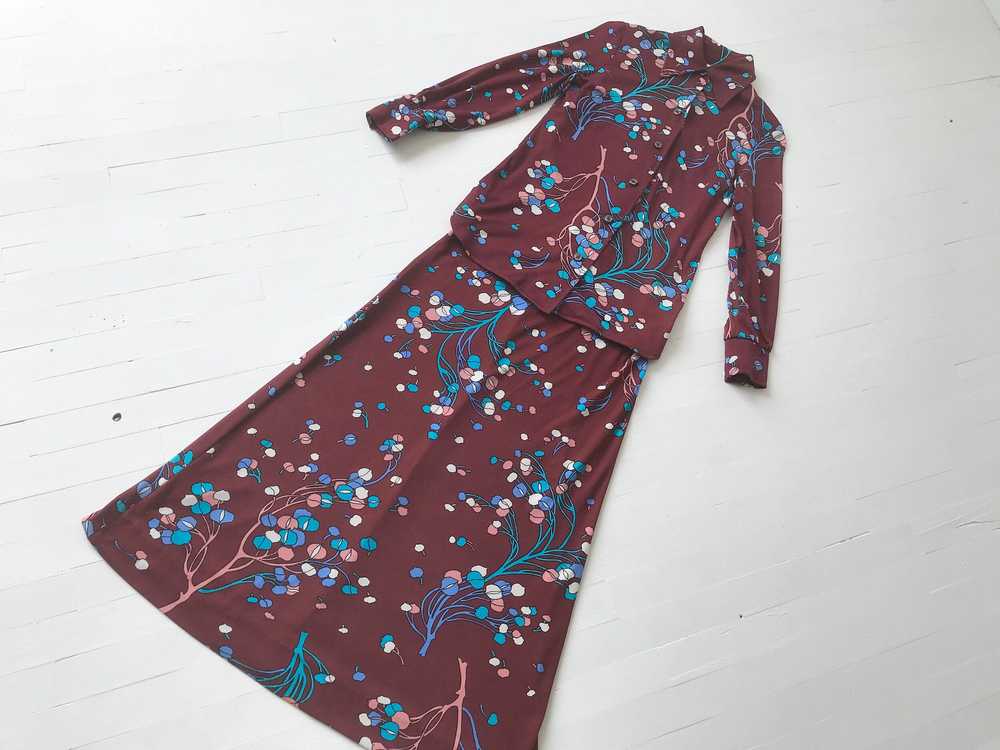 1970s Burgundy Botanical Print Dress with Matchin… - image 3