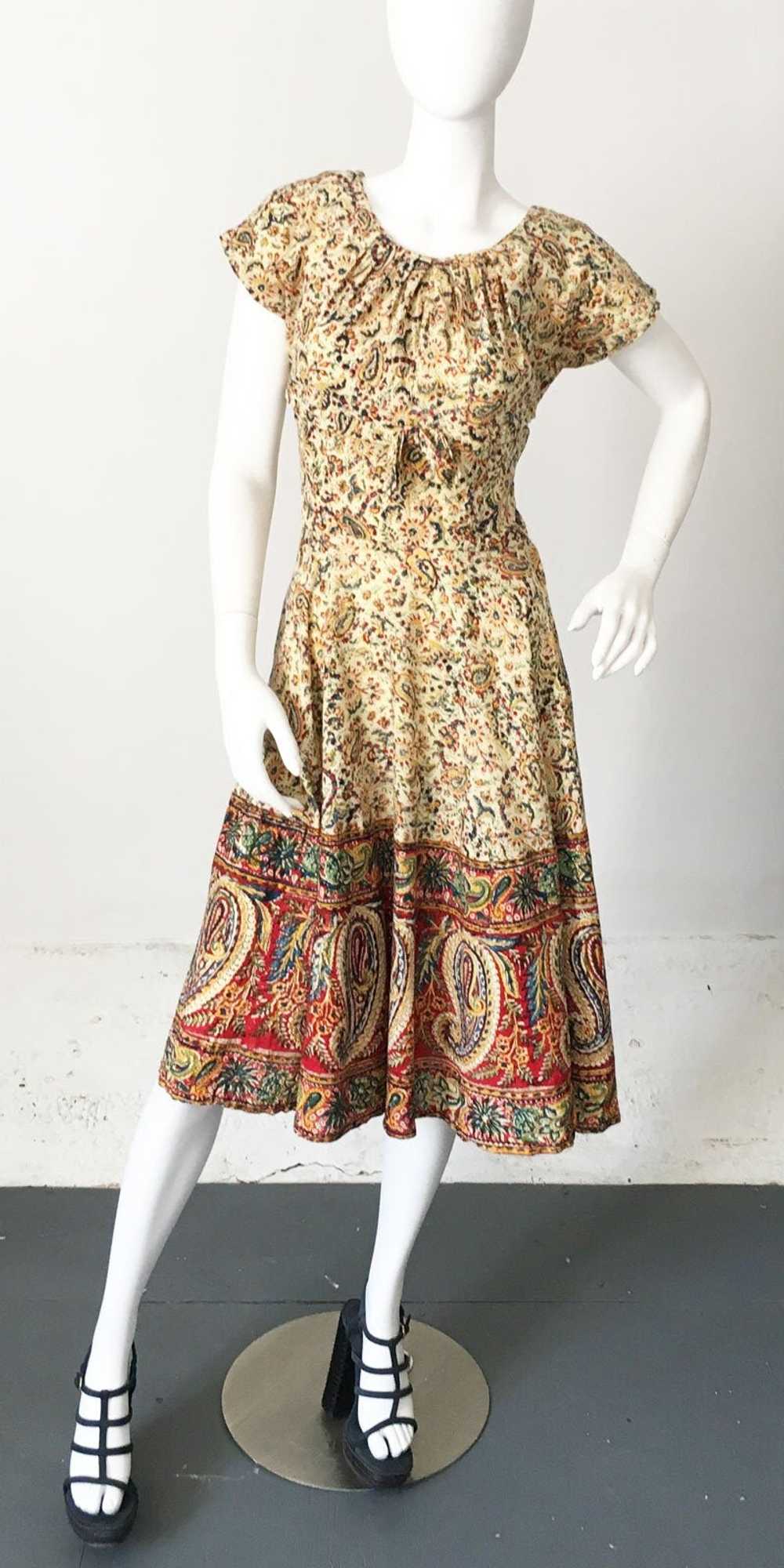 1950s Indian Cotton Paisley Dress - image 6