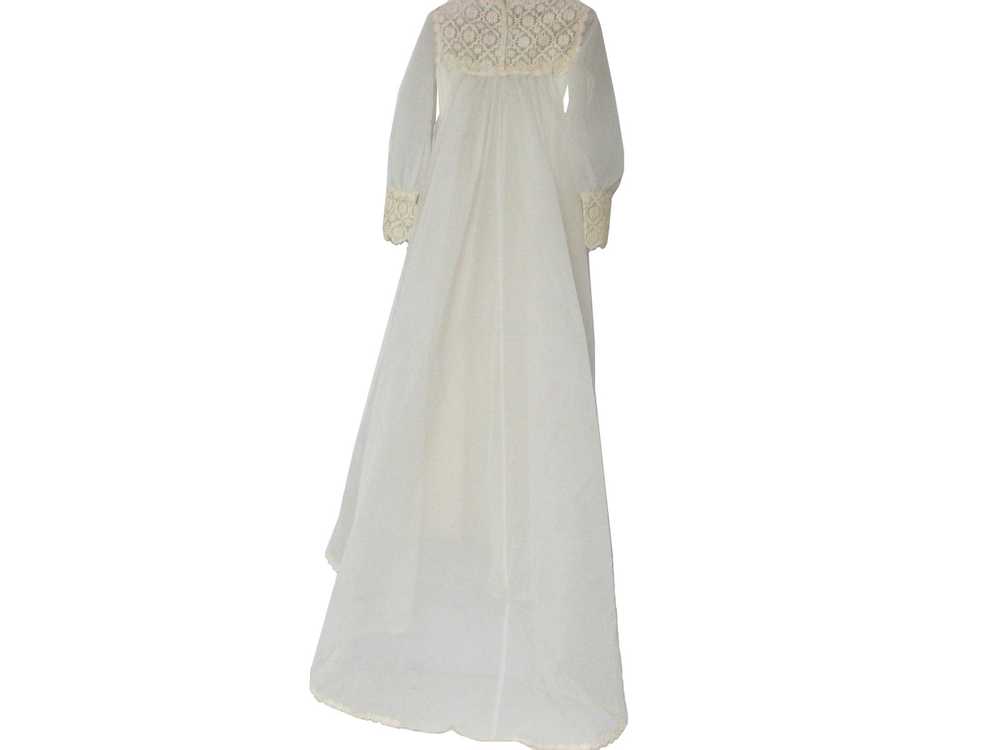 1970's Wedding Dress - image 3