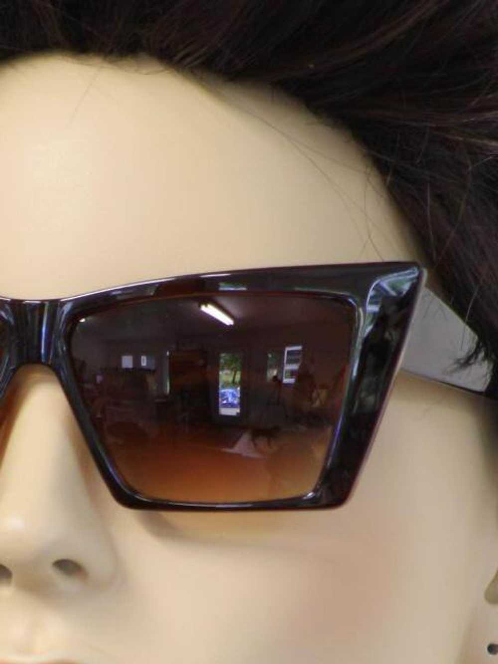 1980's Kiss Womens Ultra Mod Sunglasses - image 2