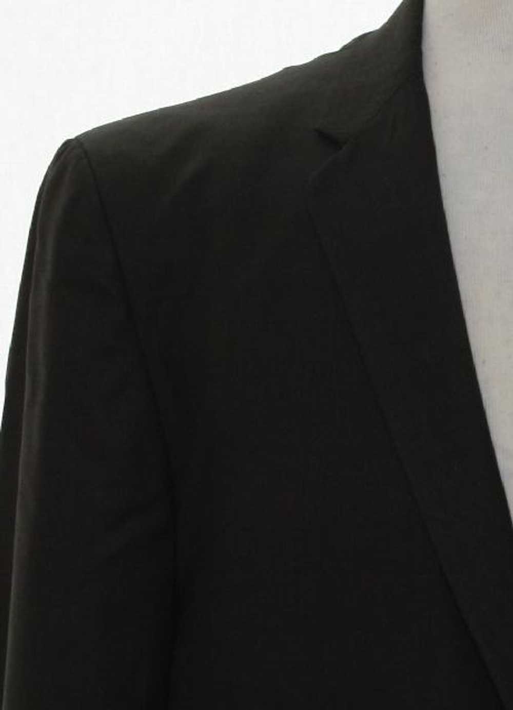 https://img.gem.app/317322463/2f/1673076939/1960s-mens-mod-blazer-sport-coat-jacket.jpg