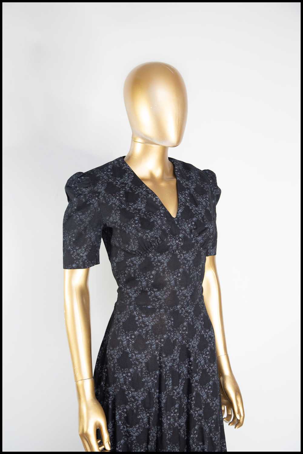 Vintage 1970s Black Floral Cotton Maxi Dress - image 6