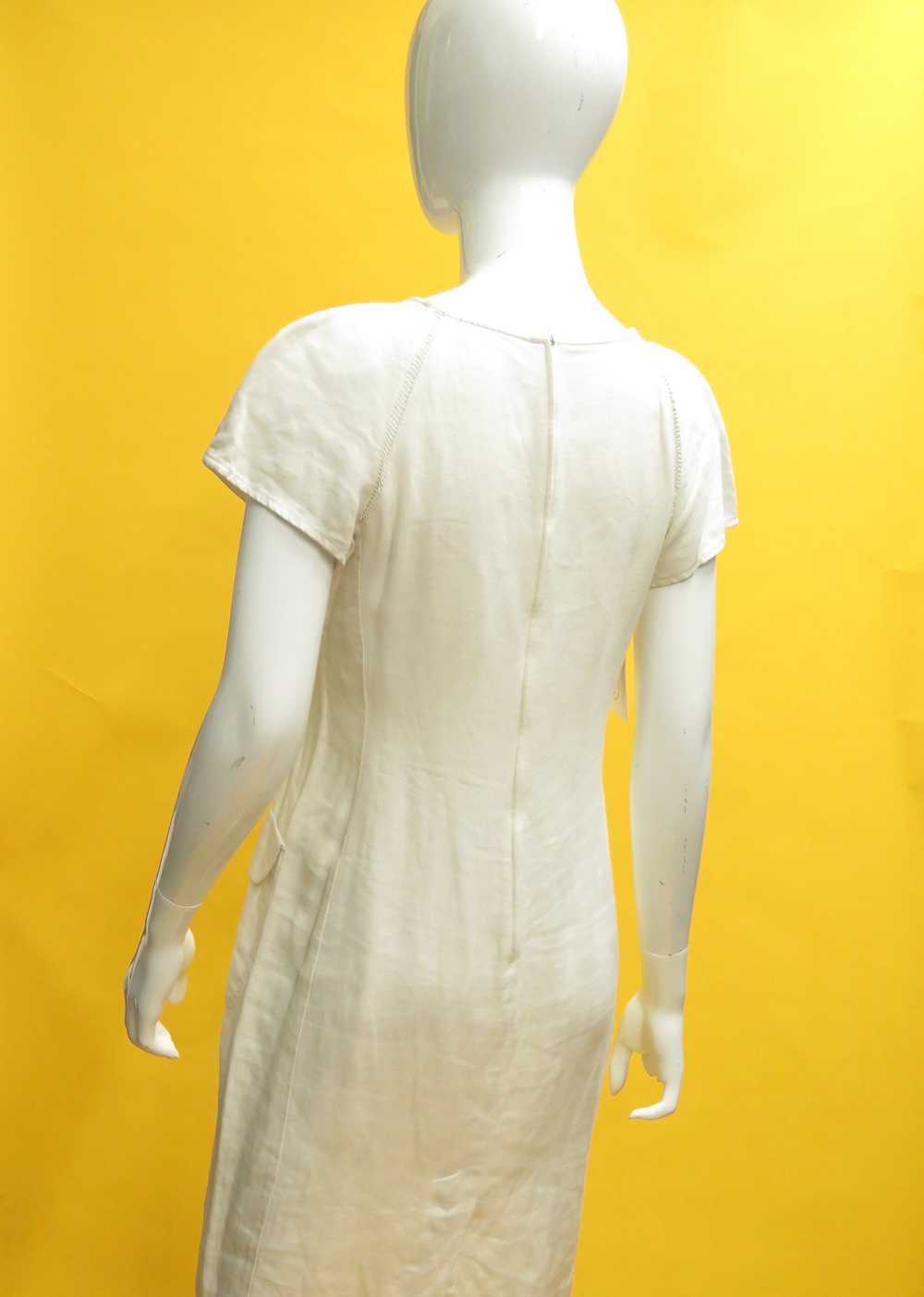 1980’s Valentino White Linen Shift Dress - image 2