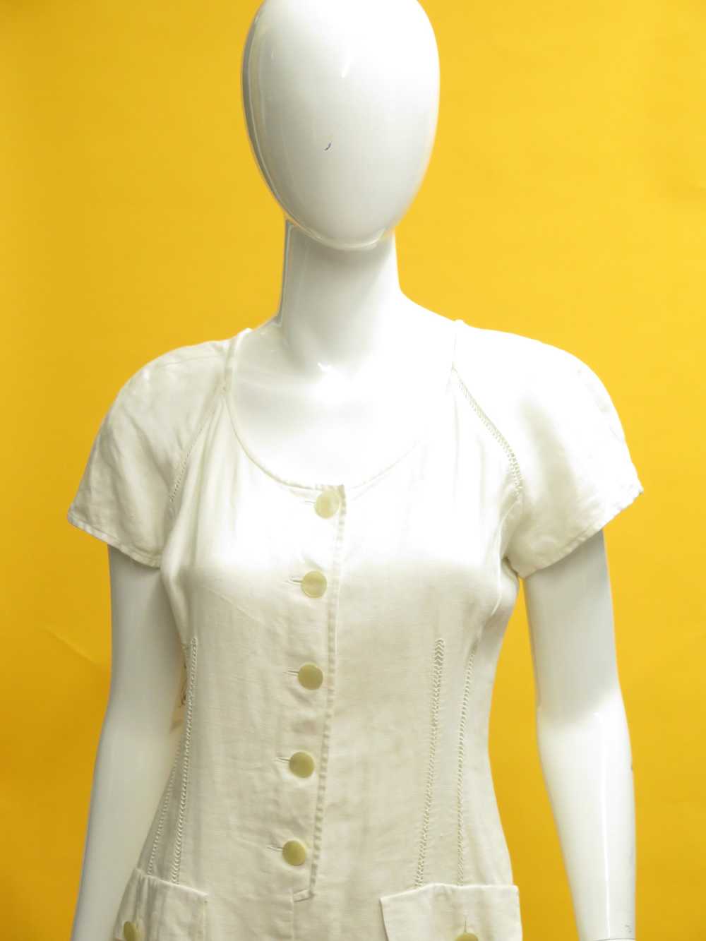 1980’s Valentino White Linen Shift Dress - image 3
