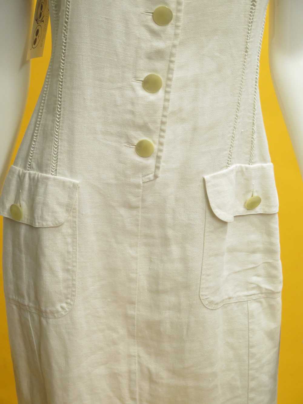 1980’s Valentino White Linen Shift Dress - image 5