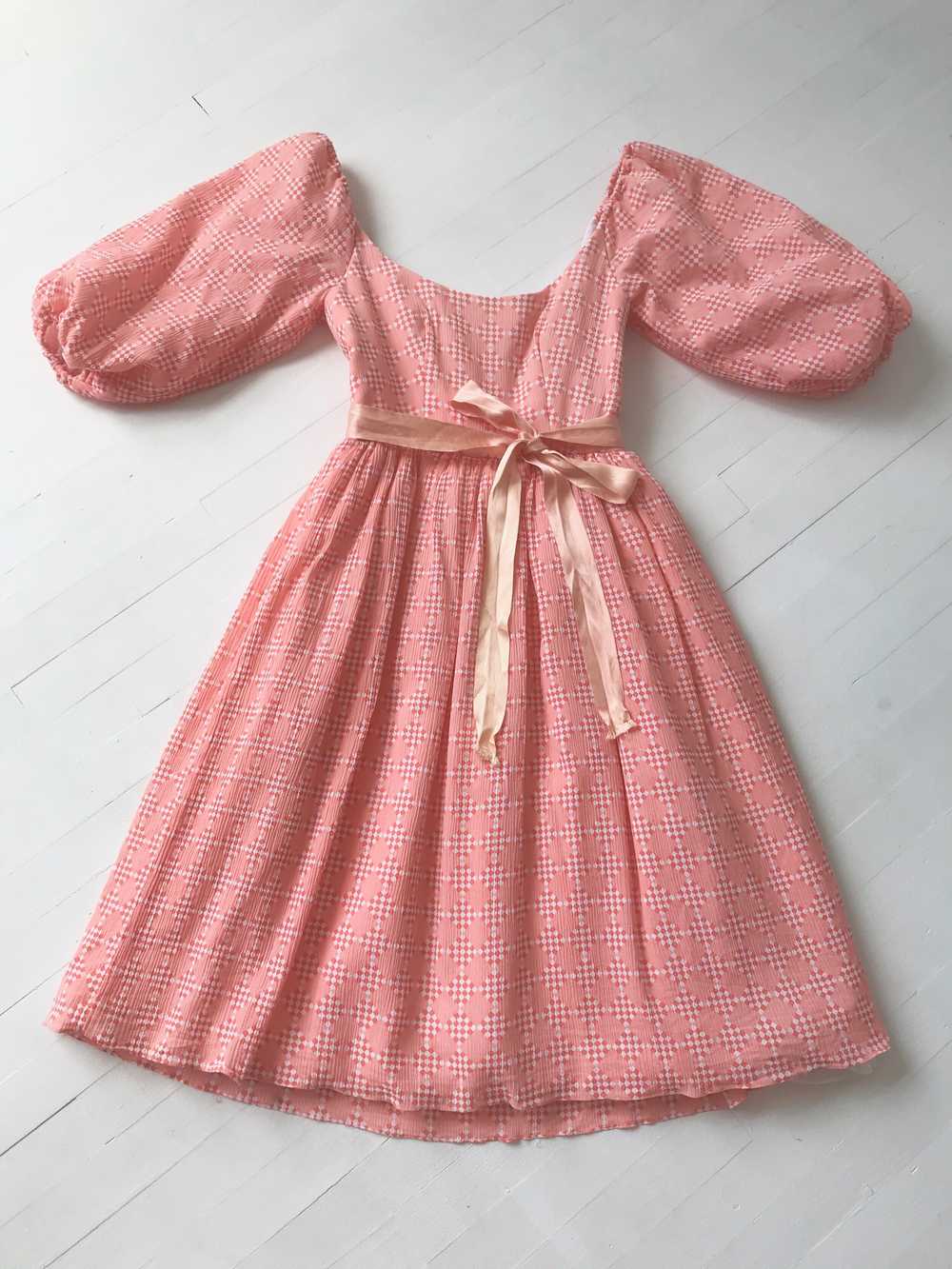1980s Peach Diamond Print Dress with Balloon Slee… - image 3