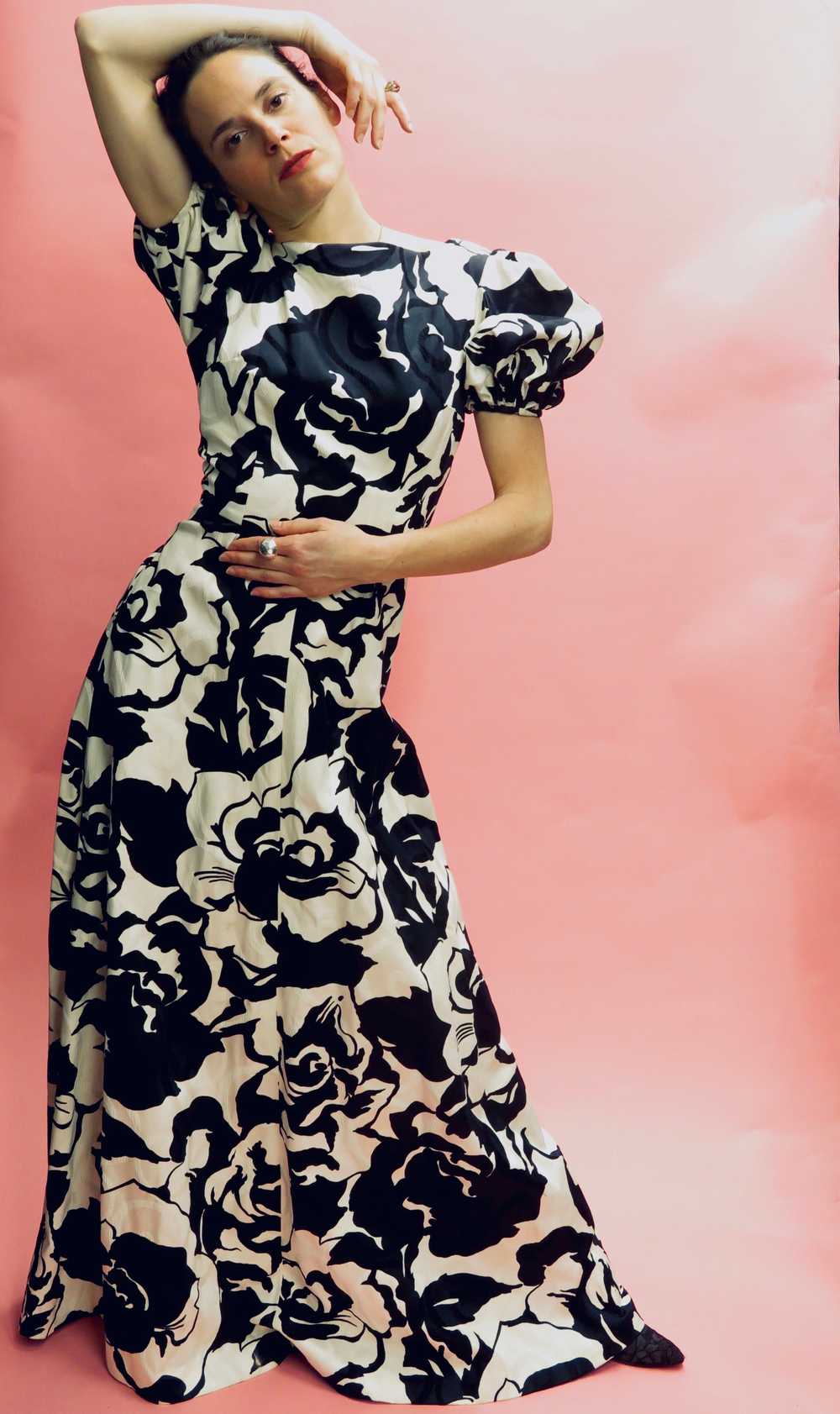 Floral Jacquard Short Puff Sleeve Gown - image 5