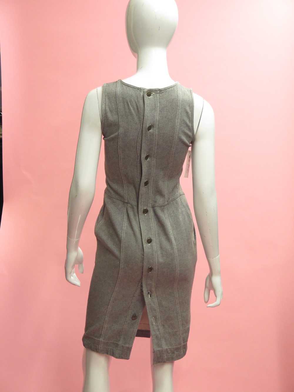 1980’s Fendi Gray Denim Dress - image 2