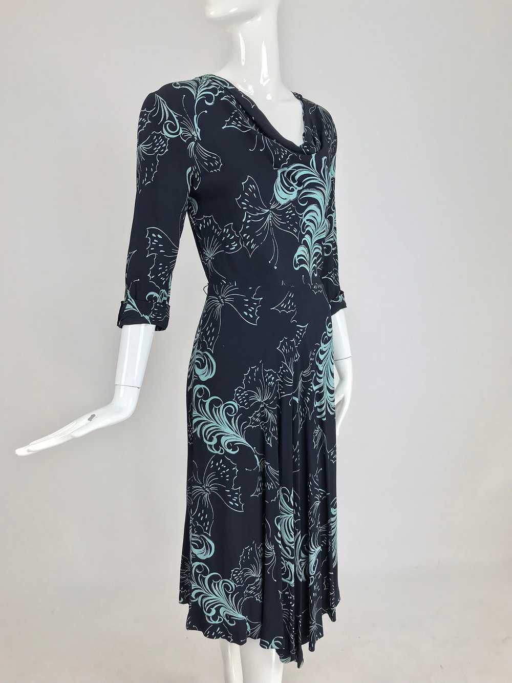 1940s Plume and Butterfly Rayon Print Day Dress - image 11