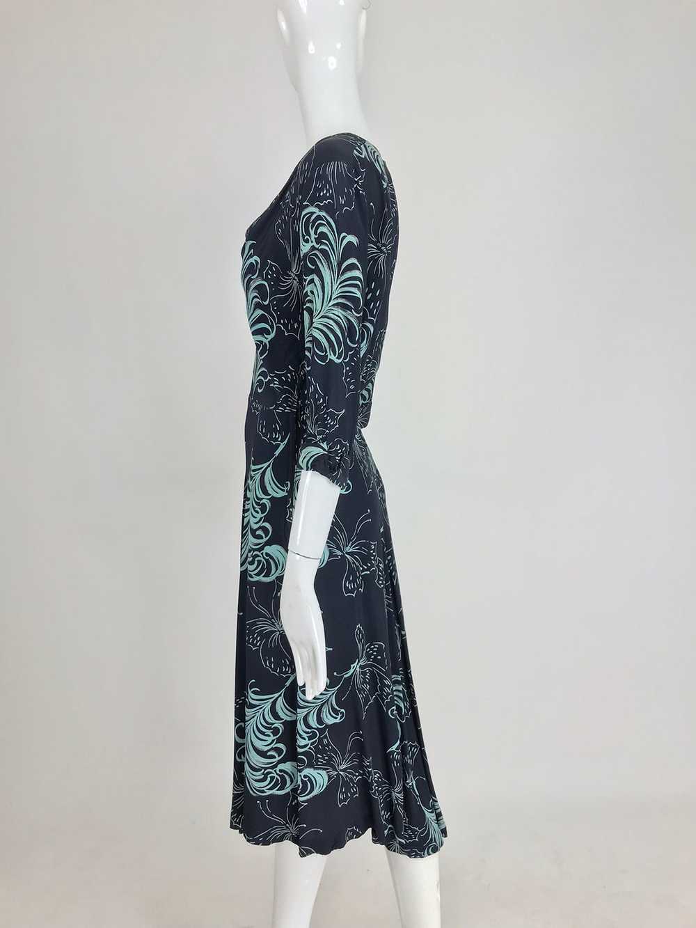 1940s Plume and Butterfly Rayon Print Day Dress - image 4