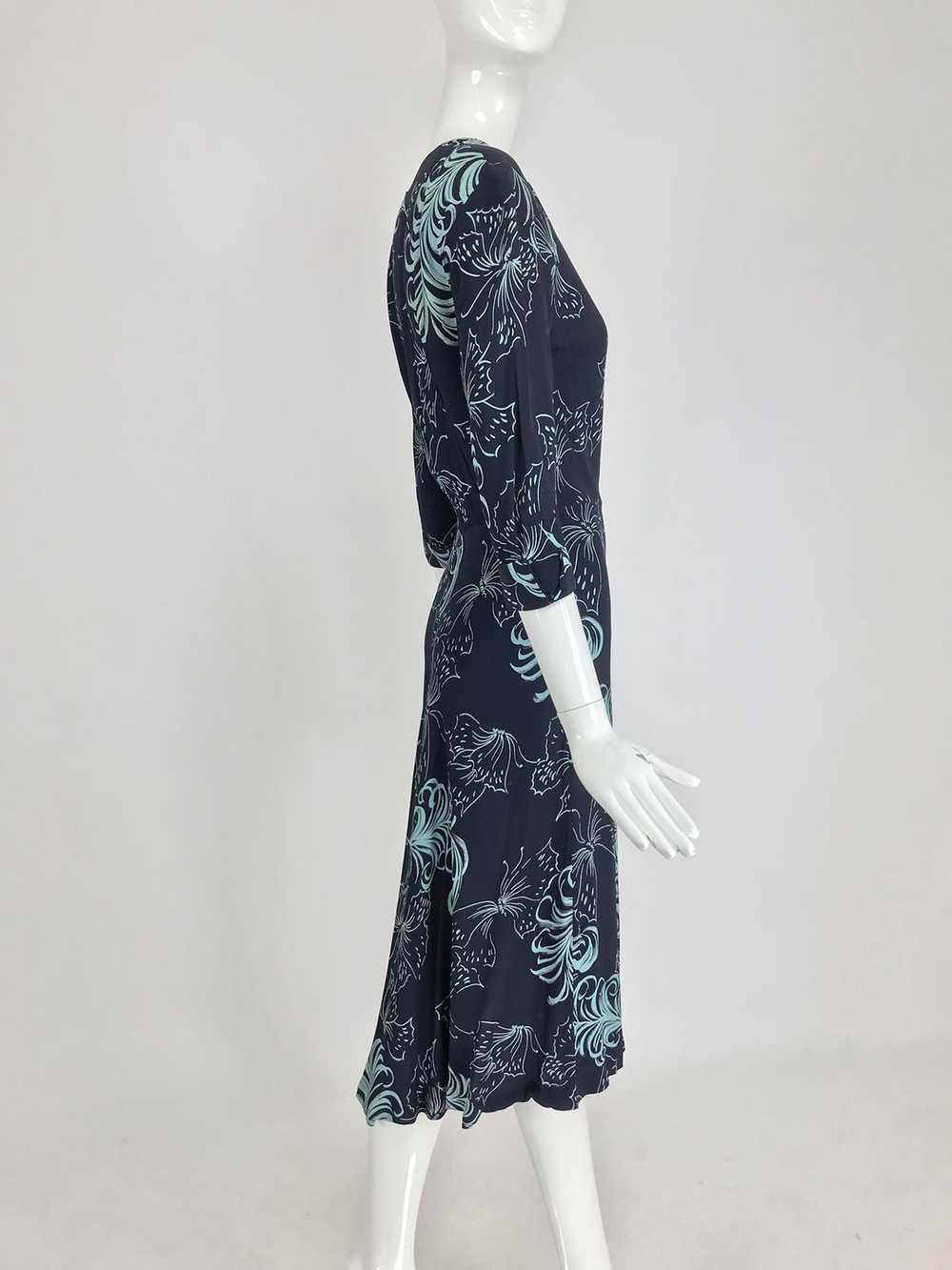 1940s Plume and Butterfly Rayon Print Day Dress - image 9