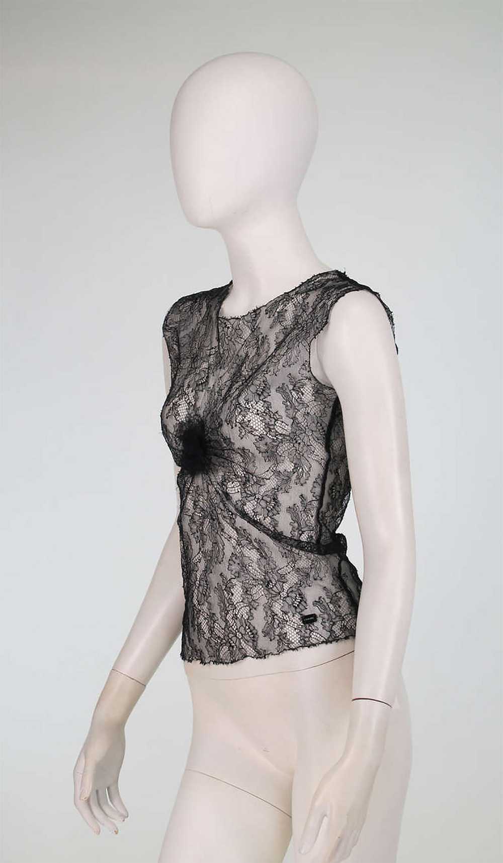 Chanel black Chantilly lace sleeveless top 2004A - image 7