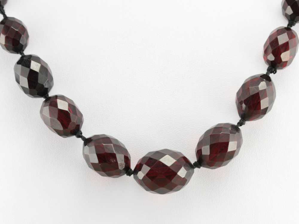 Vintage Cherry Amber Bakelite Necklace - image 5