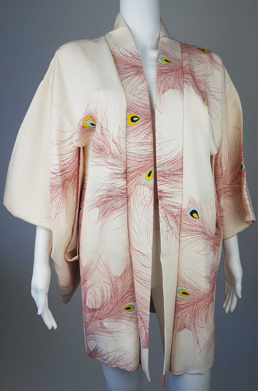 Vintage 60s | Silk Haori Kimono Robe | Red Peacoc… - image 7