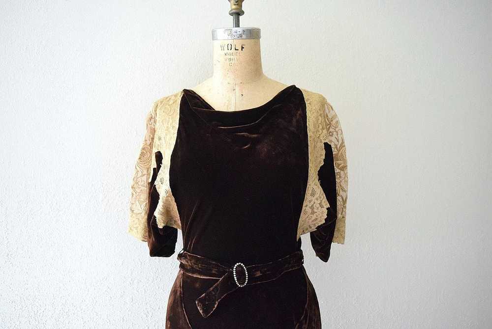 RESERVED . 1930s velvet gown . vintage 30s bias c… - image 4
