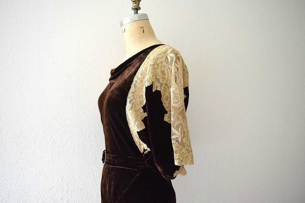 RESERVED . 1930s velvet gown . vintage 30s bias c… - image 5