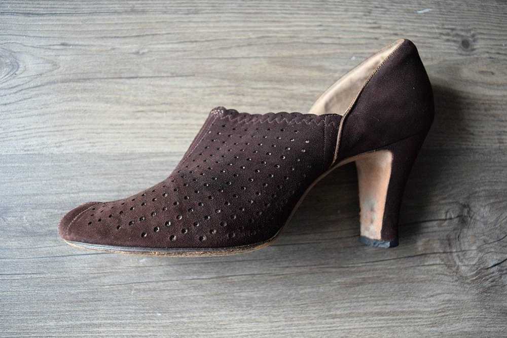 1930s 1940s shoes . vintage 30s brown suede shoes… - image 3