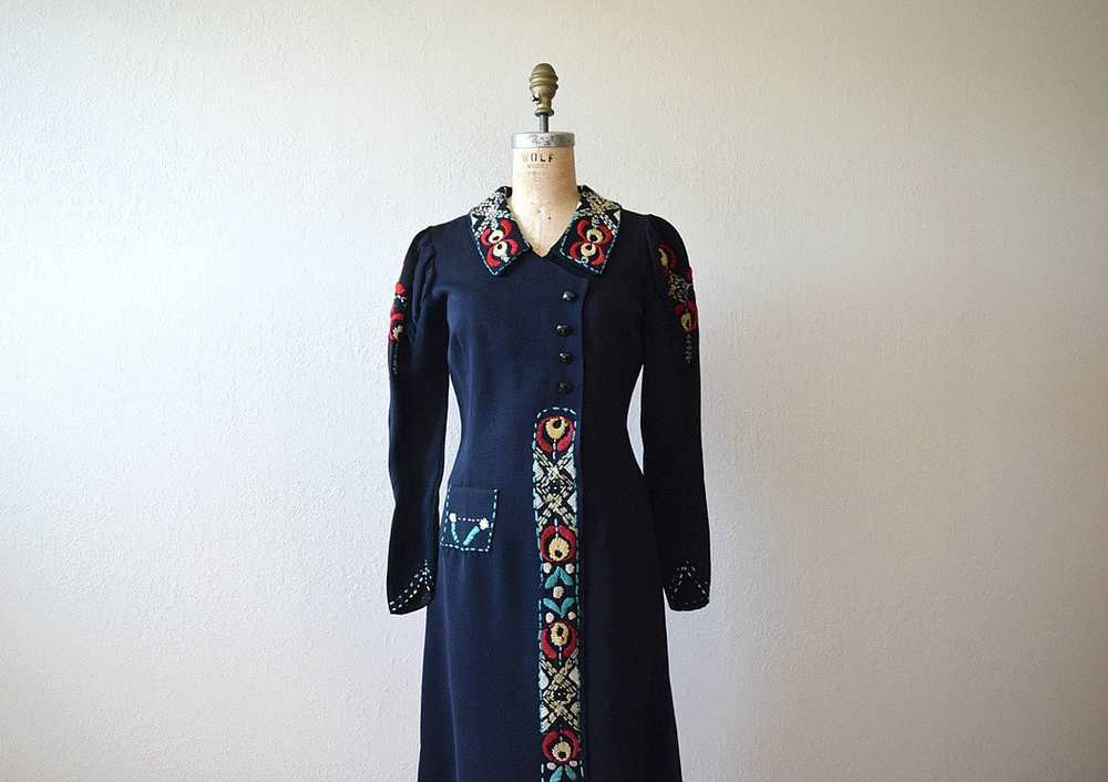 1930s embroidered dress . vintage 30s Arts and Cr… - image 1