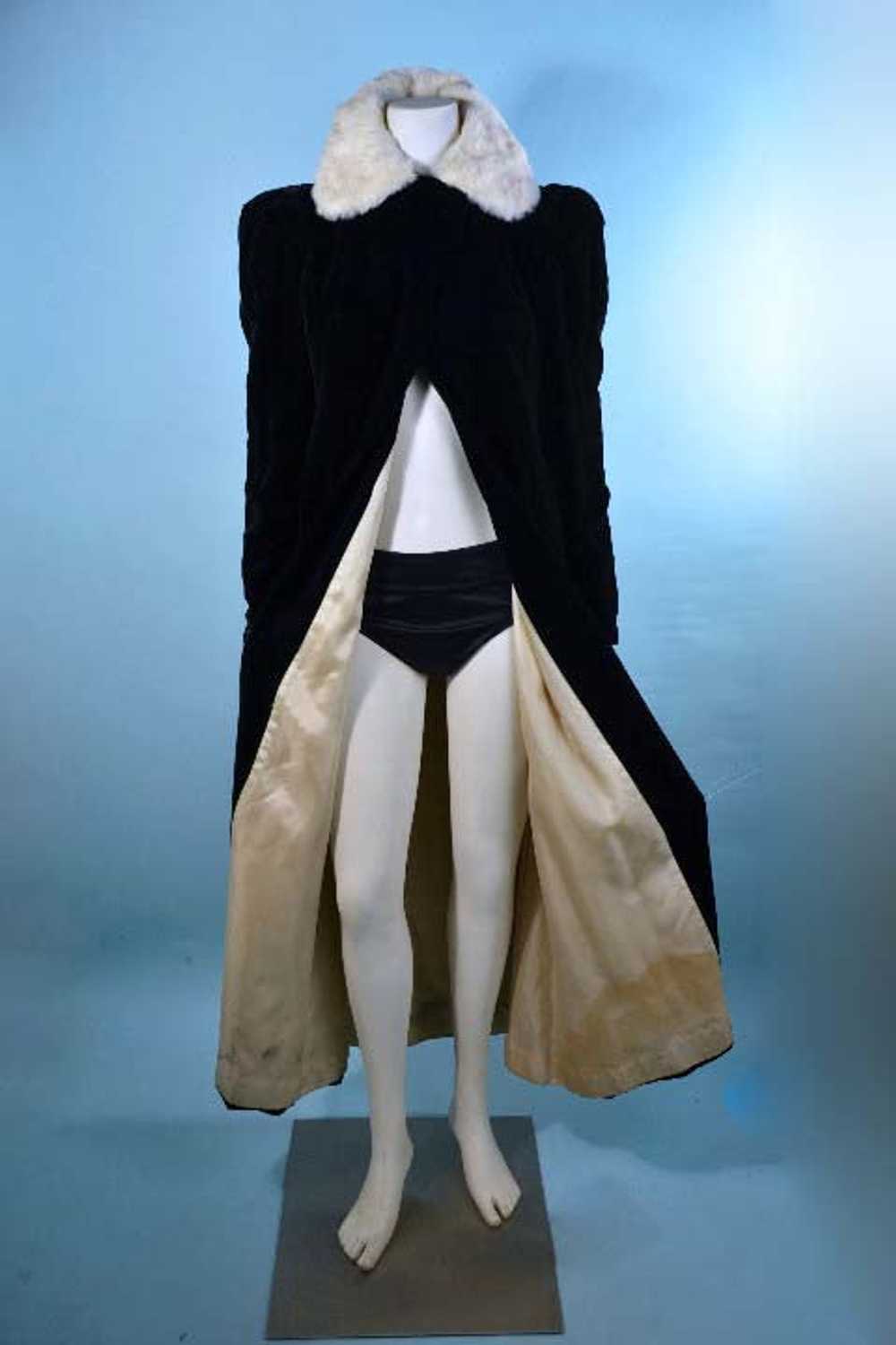 Vintage 30s Black Velvet Coat + Rabbit Fur Collar… - image 3