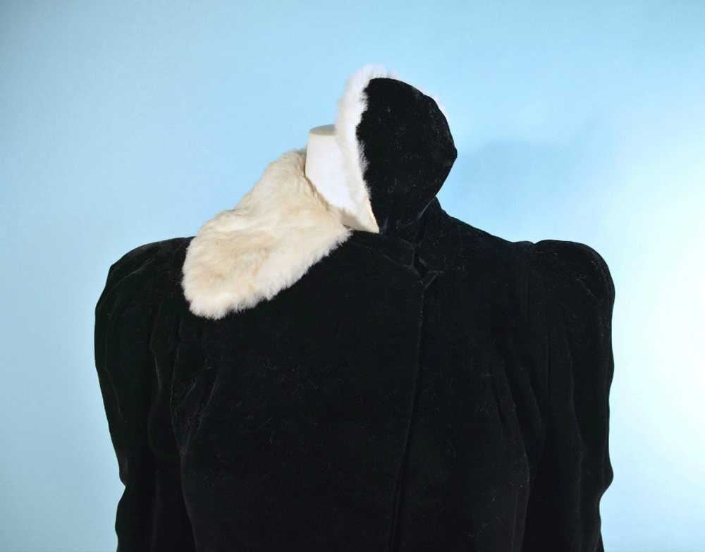 Vintage 30s Black Velvet Coat + Rabbit Fur Collar… - image 4