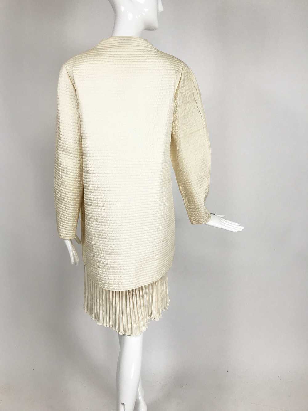 Mary McFadden Ivory Quilted Jacket and Matching F… - image 2