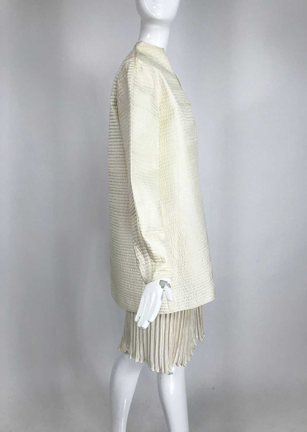 Mary McFadden Ivory Quilted Jacket and Matching F… - image 4