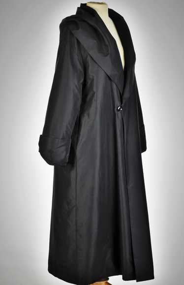 Black taffeta evening coat with Christian Dior lab