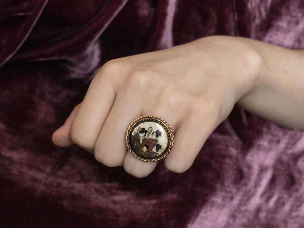 Japanese Geisha Painted Porcelain Ring - image 10