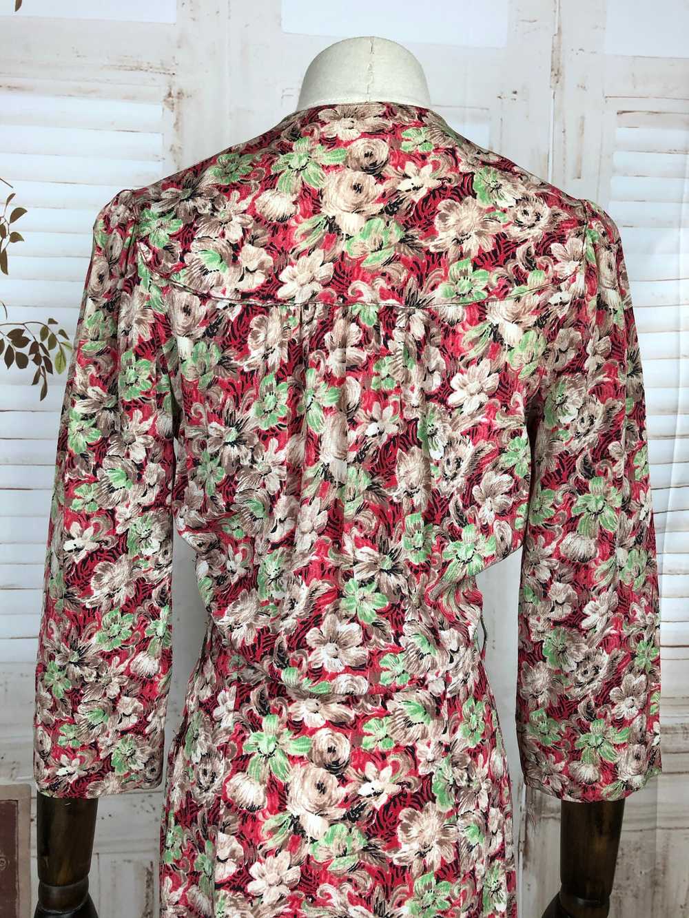 Original 1940s 40s Vintage Red Green And Brown Fl… - image 9