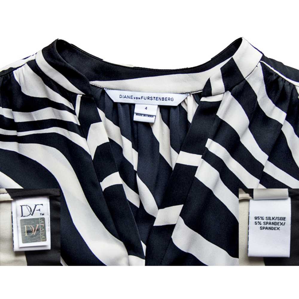 Diane Von Furstenberg Dress - image 4