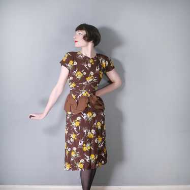 40s NOVELTY DEER AND FLOWER PRINT BROWN RAYON DRE… - image 1