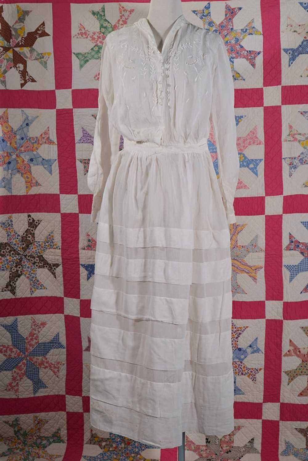 Antique Edwardian Lawn Dress, Embroidered Details - image 3