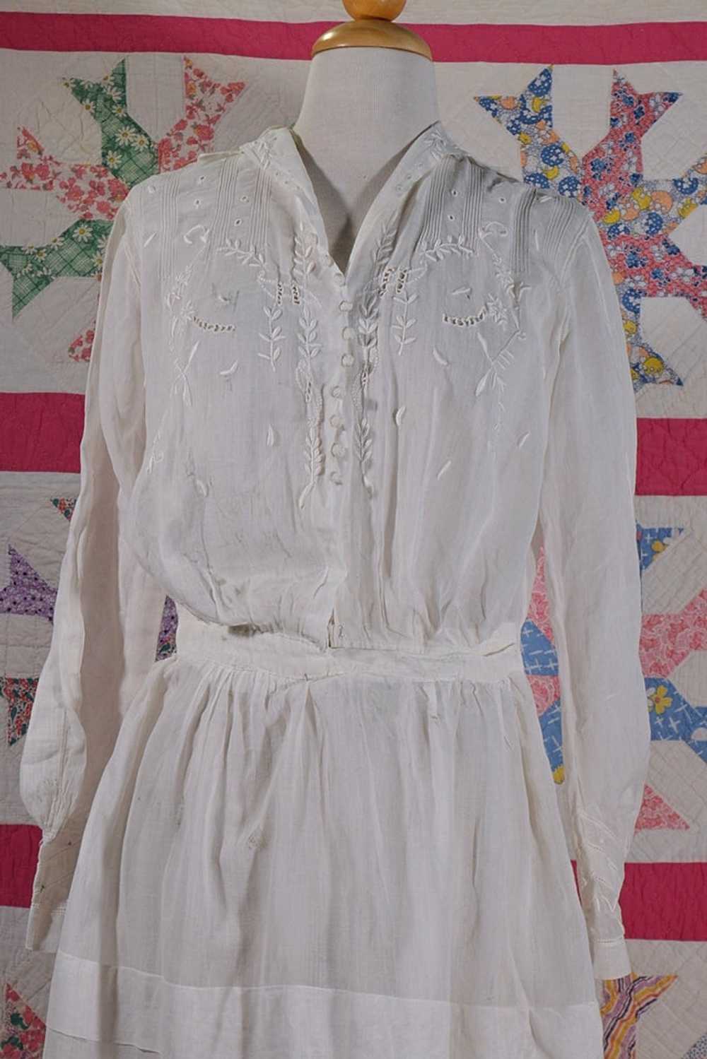 Antique Edwardian Lawn Dress, Embroidered Details - image 9