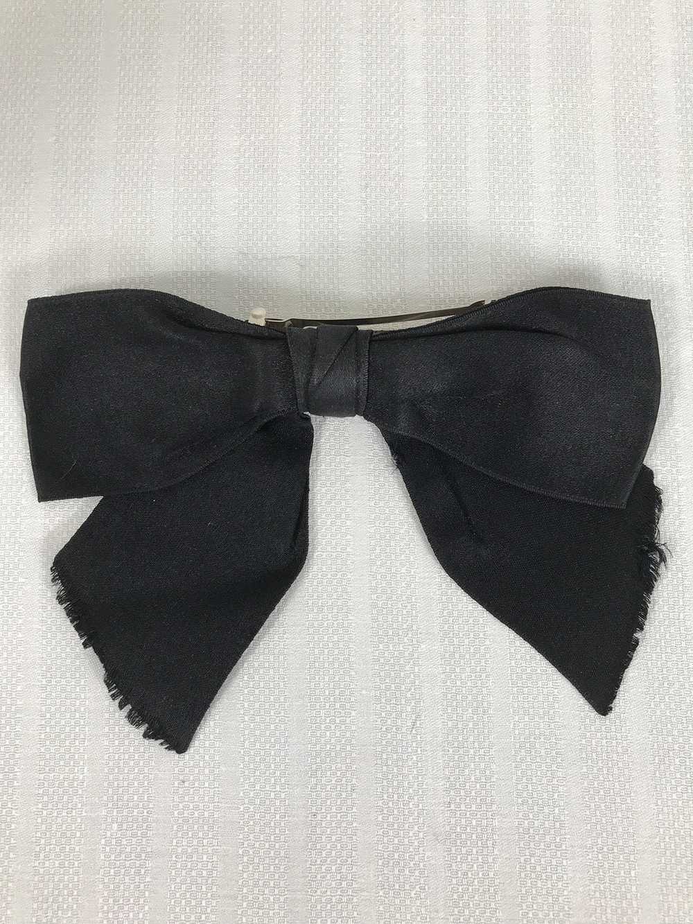Chanel Black Silk Ribbon Clip on Hair Bow 1980s V… - image 3