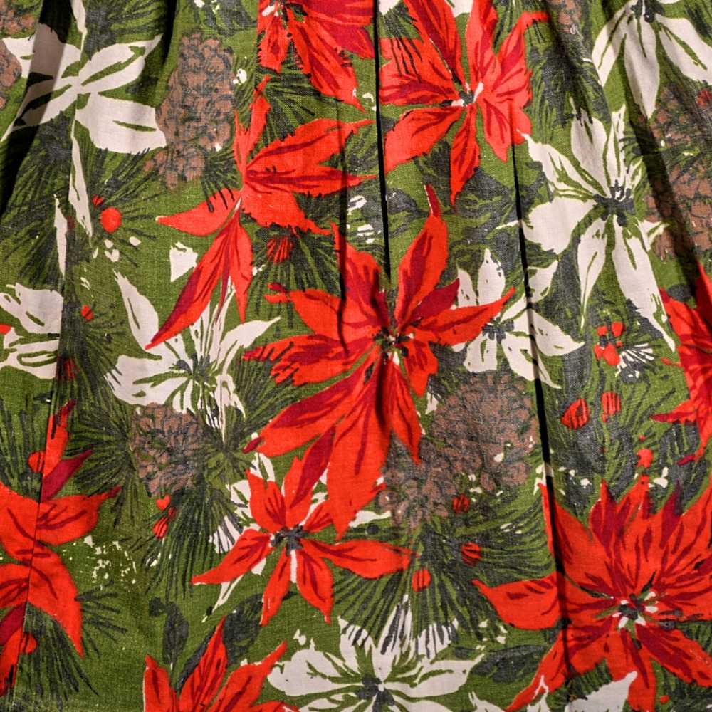 Vintage 50s Poinsettia Floral Novelty Print Skirt… - image 5
