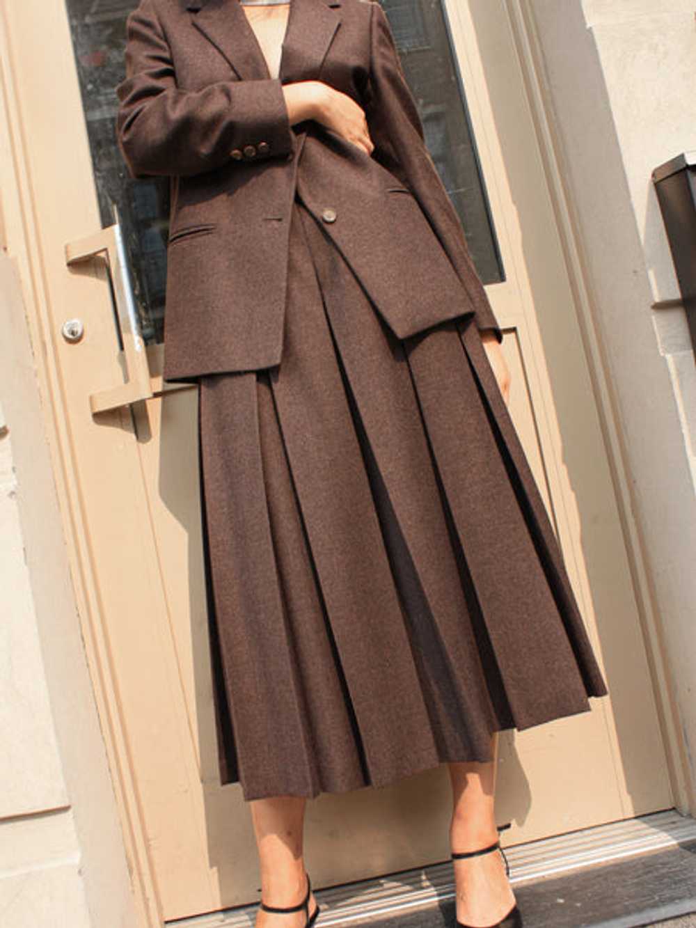 Pleated Wool Skirt Set - image 4