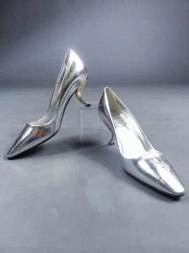 Pair of Roger Vivier Pumps with Virgule Heel Circa