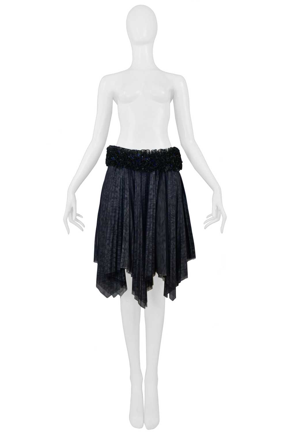 CHANEL PLEATED SKIRT WITH FLORAL SEQUIN WAISTBAND - image 3