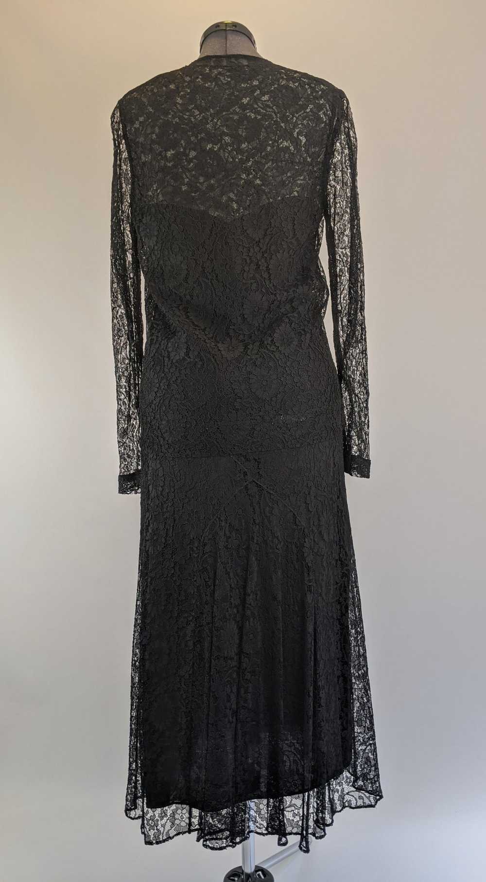 1930s Black Lace Long Sleeve Evening Gown - image 7
