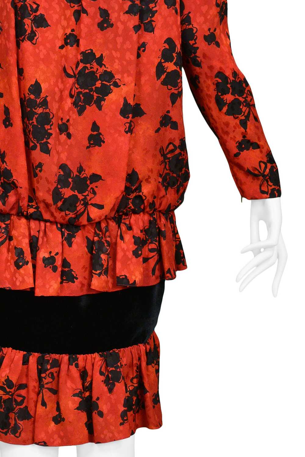 YVES SAINT LAURENT YSL RED & BLACK FLORAL PRINT D… - image 7