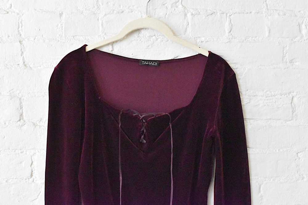 1990’s | Tahari | Burgundy Velvet Body Suit and P… - image 5