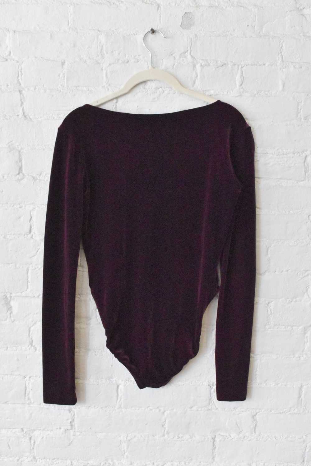 1990’s | Tahari | Burgundy Velvet Body Suit and P… - image 6